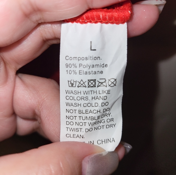 Lingerie - Picture 4 of 8